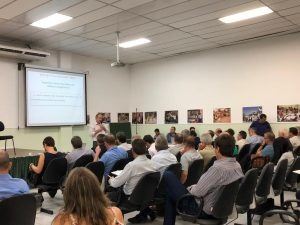 Diretor do Sindilat, Jeferson Smaniott, participou da reunião em Porto Alegre