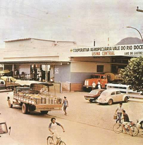 Alberto Assis - Cooperativa Agropecuária Vale do Rio Doce na década de 70 em Governador Valadares MG