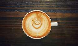 Flat White: café com leite sofisticado homenageado no Google