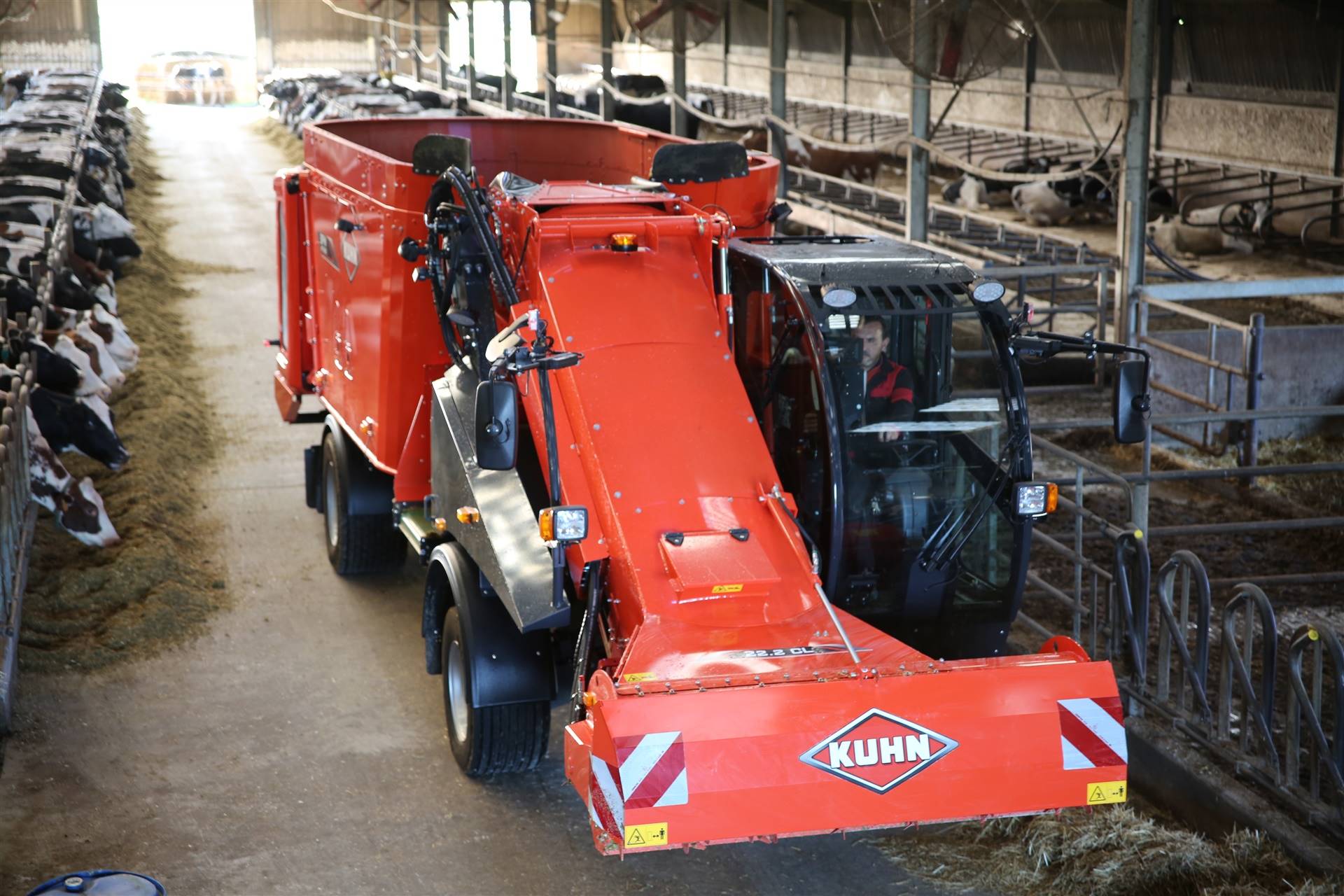 KUHN leva ao Interleite sua expertise em alimentação animal e foco em rentabilidade