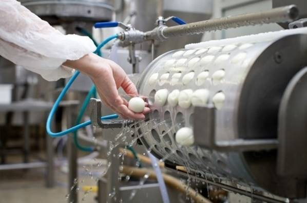 Ricardo Cotrim, do Grupo Tuttolatte: "no Eataly, produzimos mozzarella fresquinha todo dia"