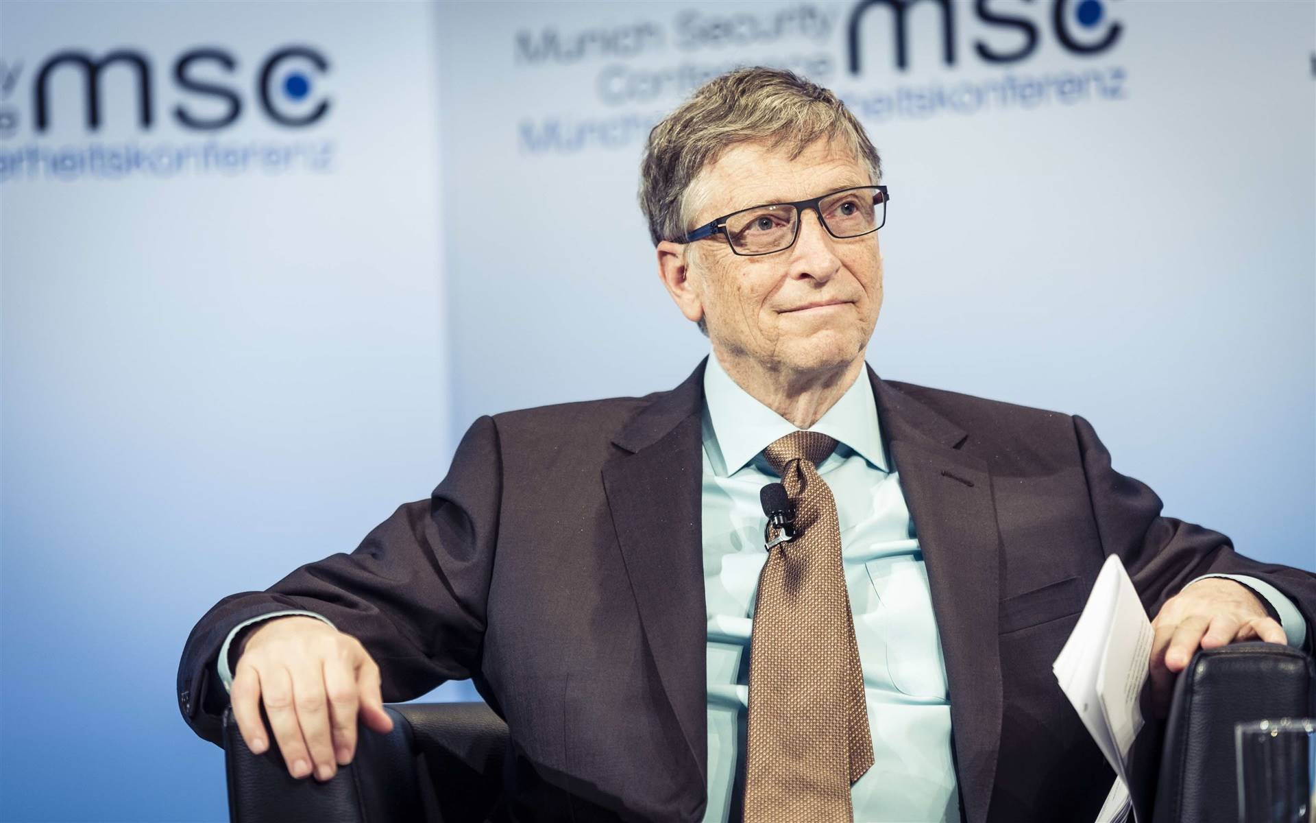 Bill Gates está financiando pesquisas genéticas para criar a vaca perfeita