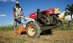 Câmara analisa proposta que isenta de IPI equipamentos para agricultura familiar