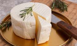 Estufamento precoce em queijos