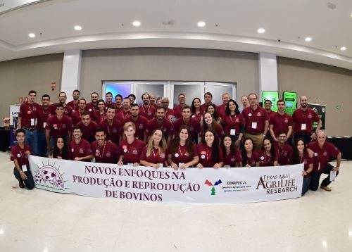 Alunos e palestrantes na conferência de 2024. 