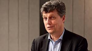 CEO da Danone vê pressão em inflação global diante da guerra no Irã