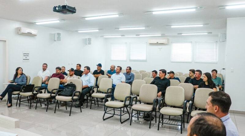 Produtores de leite do Alto Irani fundam Associação ARPLEITE 