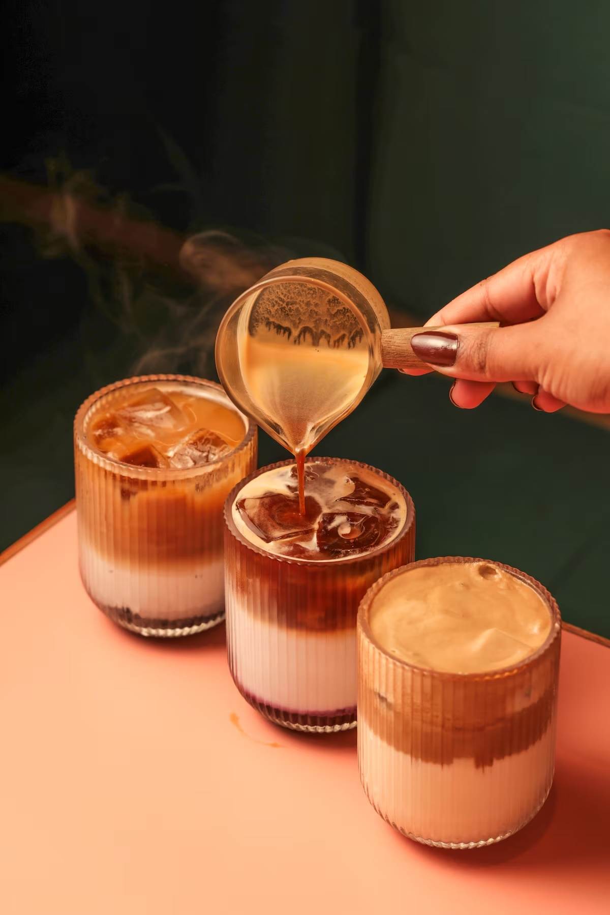 Zaatar, shoyu e tahine no café com leite? A onda de lattes 
