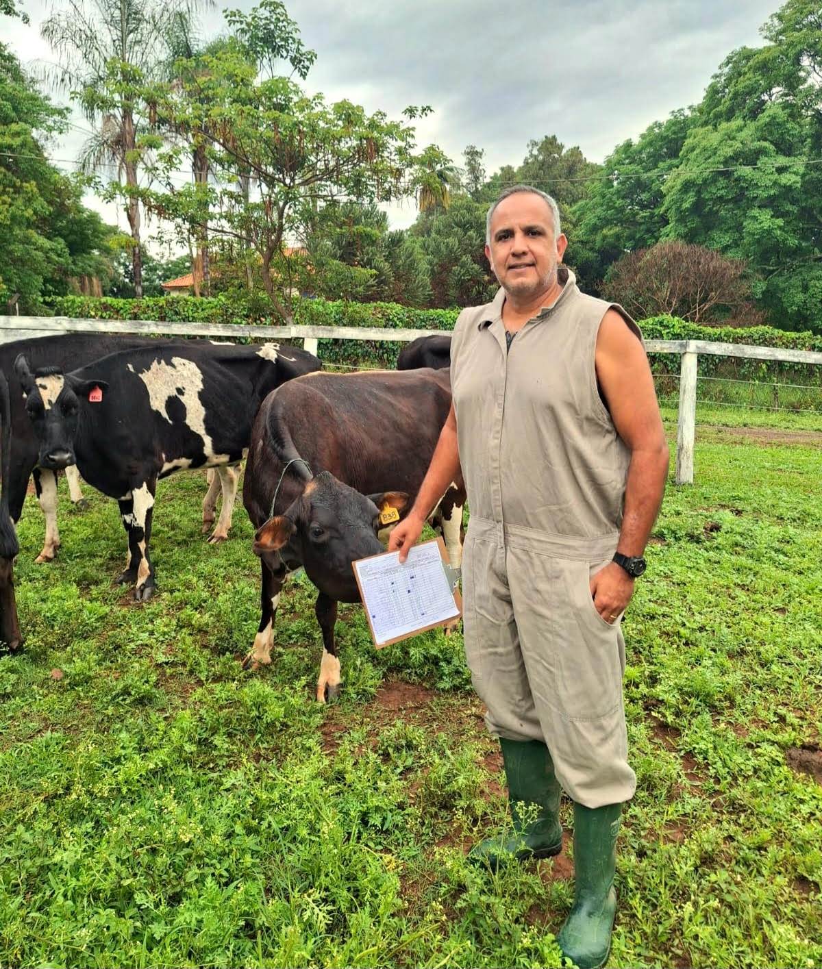médico veterinária de vacas leiteiras Vale do Paraíba