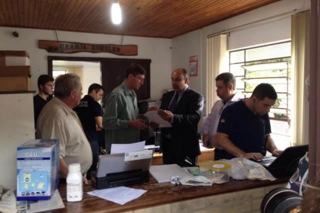 escuta-telefonica-leite-compensado-igl