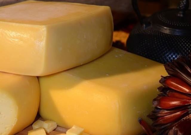 queijo artesanal serrano 