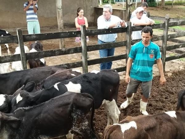 Pequenos produtores melhoram a genética animal no Sertão de Alagoas