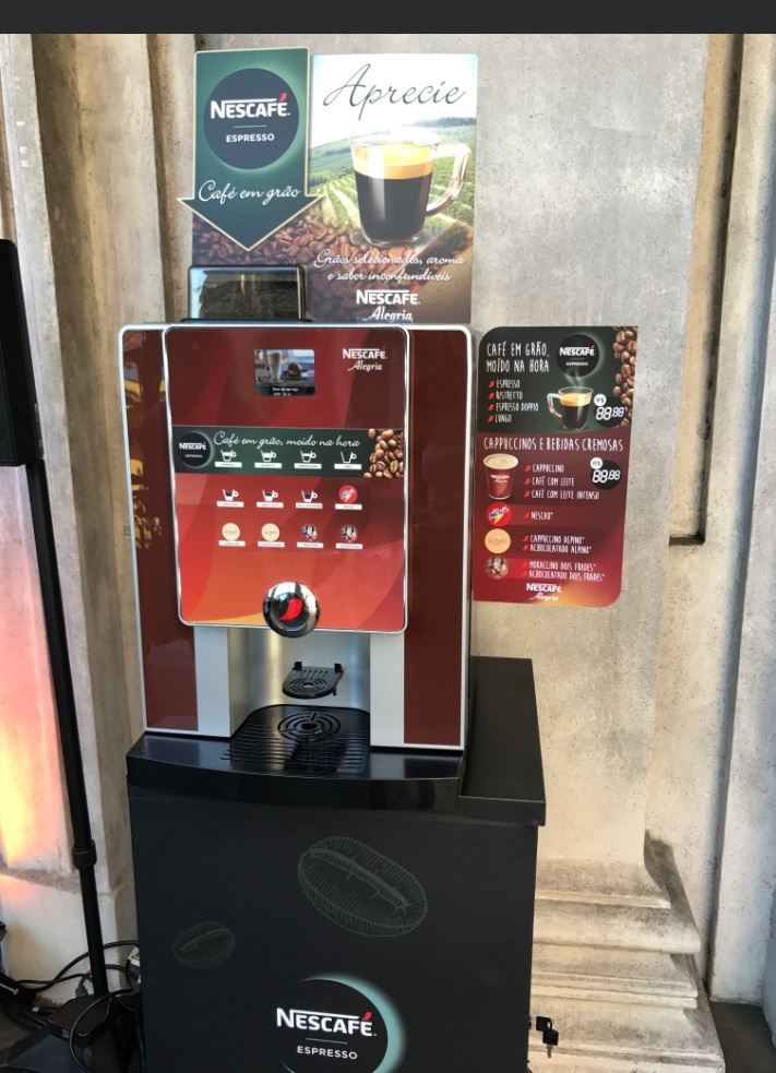 máquina de moer café - Nestlé 