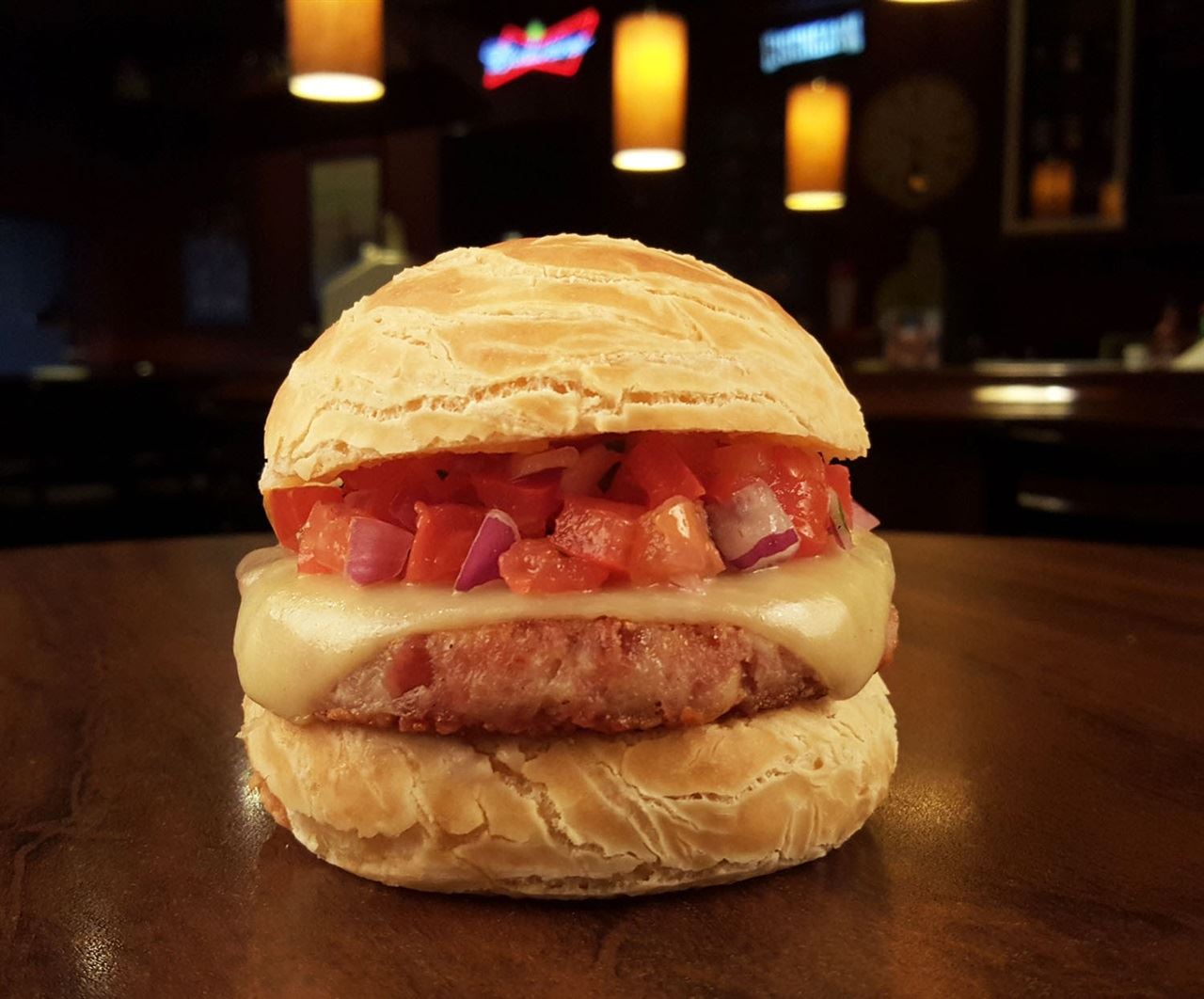 Pepper Jack - pão de queijo 