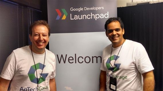 Marcelo Carvalho e José Tomé, fundadores da AgTech Garage, no Google Launchpad, aceleradora do Google no Vale do Silício.   