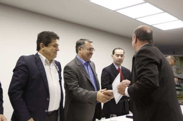 SC: Acordo concede R$ 5,4 milhões para mercado de carne e leite