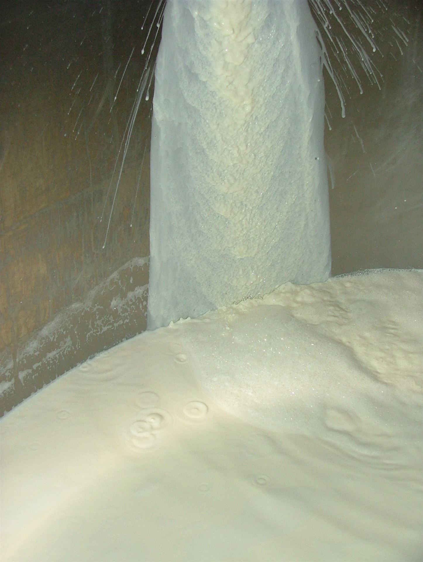 Tanque de resfriamento de leite